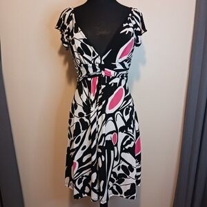 Sushi Flower Dress Black White Pink Fitted Abstract Print V Neck Short Sleeve XL
